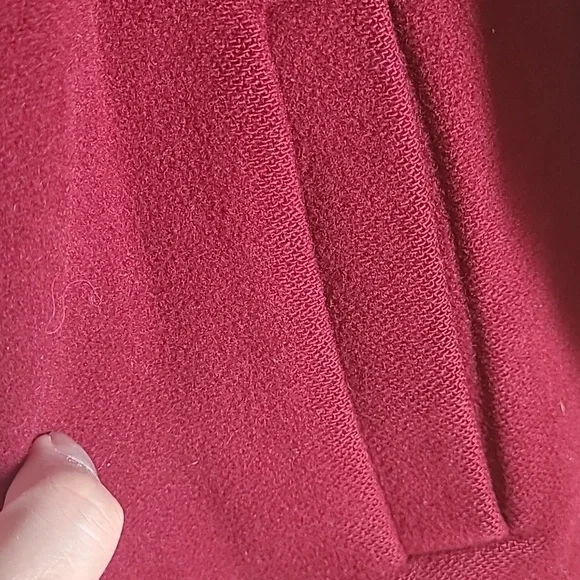 Deep Red Coat - Picture 5 of 11